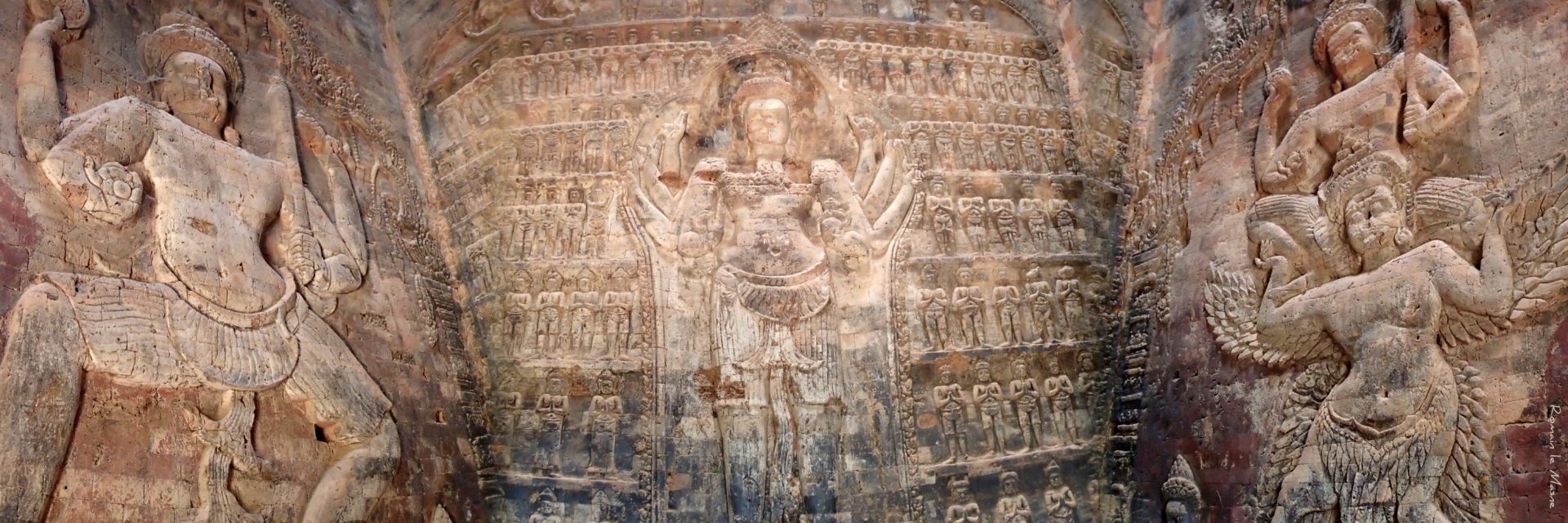Triple Vishnu - Angkor